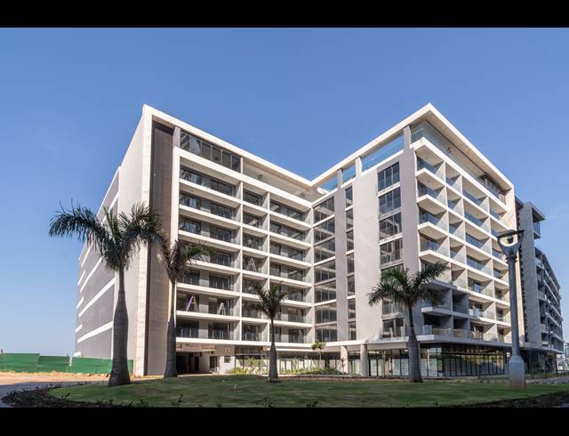 4 BEDROOM APARTMENT FOR SALE IN UMHLANGA RIDGESIDE